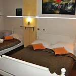 Hotel Italia 3*