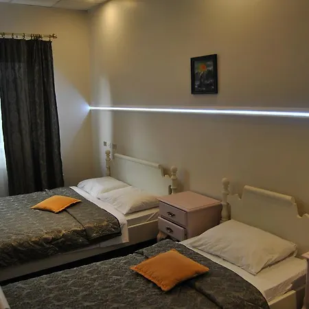 Italia Hotel 3*