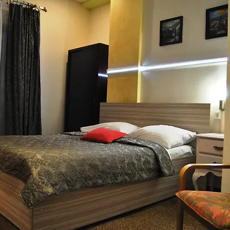 Hotel Italia 3*